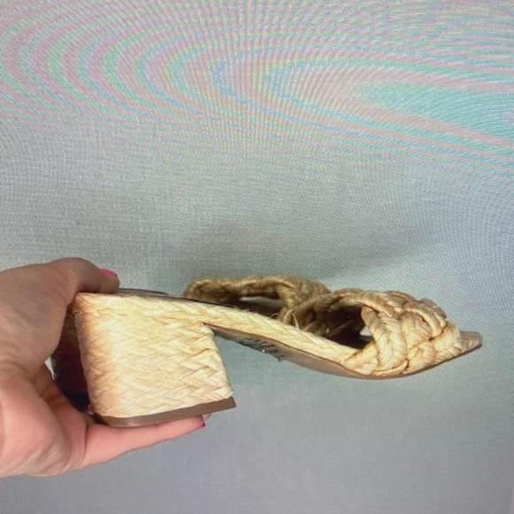 Steve Madden Cream Woven Block Heel Mules - Picture 3 of 5